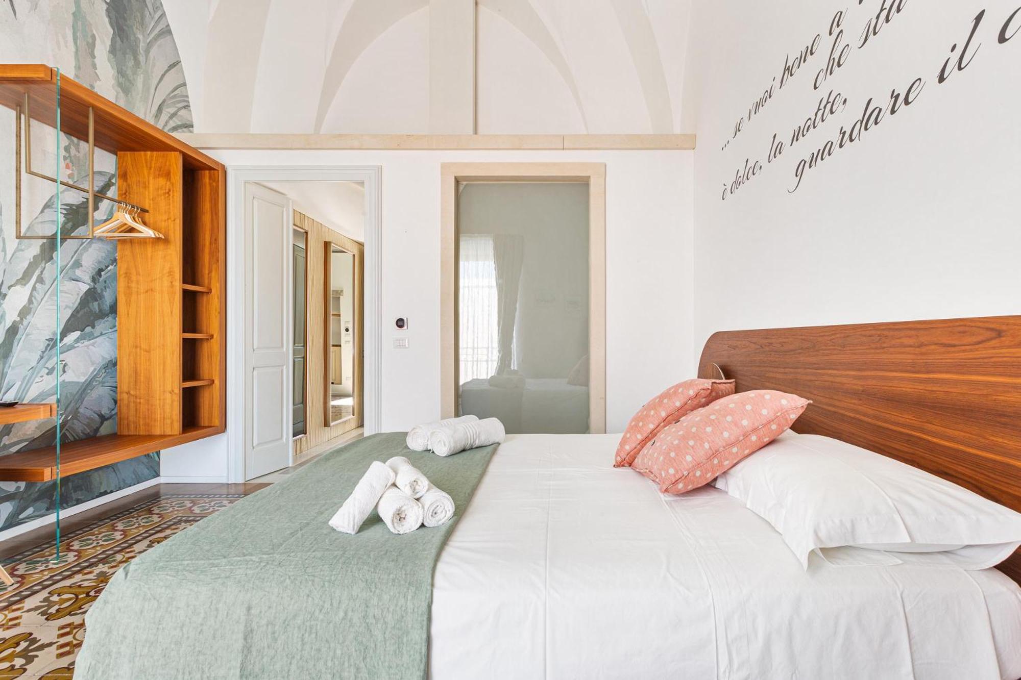 B&B Palazzo Flora Collepasso Exterior photo