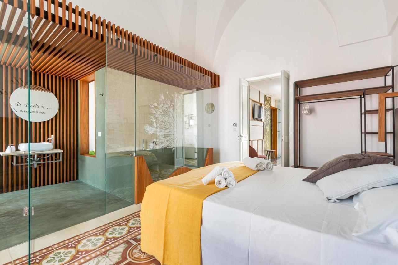 B&B Palazzo Flora Collepasso Exterior photo